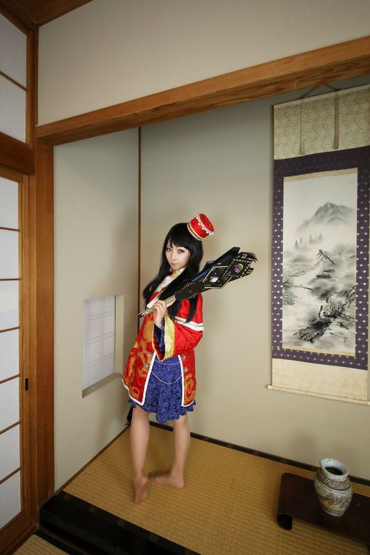 良妻ではいられない-幻想世界