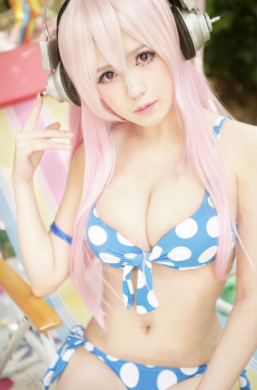 [CN:绯落璎] Nitro Super Sonico - Super Sonico-幻想世界