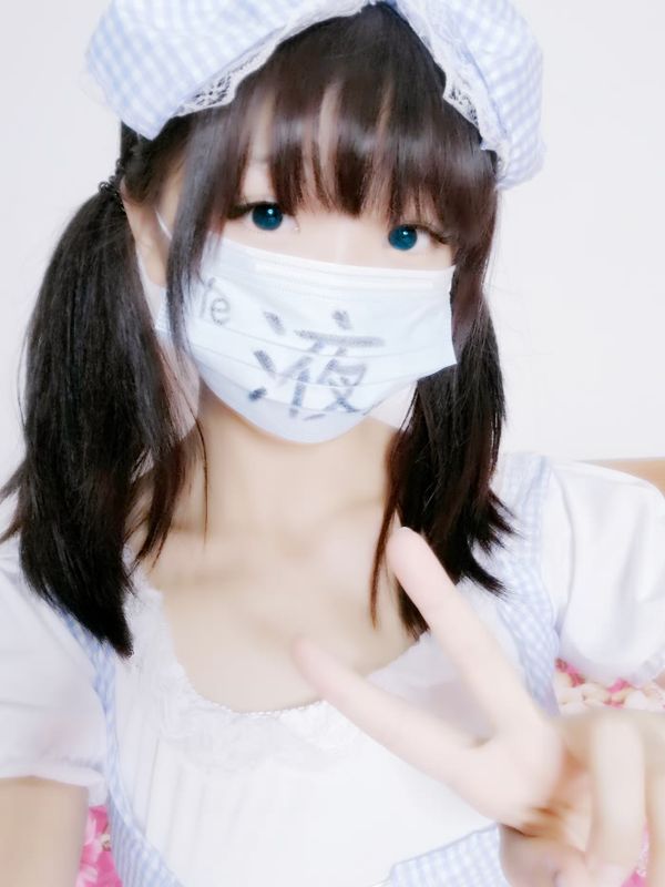 [微博福利姬]萝莉液液酱YeYe  女仆SM-幻想世界