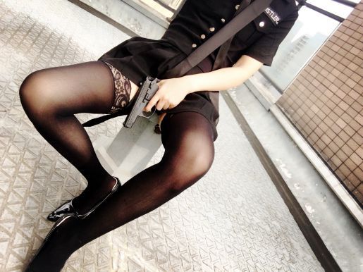 邪魔暖暖之黑丝搜查官-幻想世界