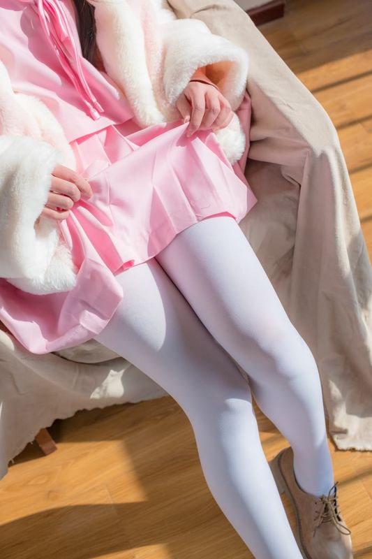 白丝绝对领域-幻想世界