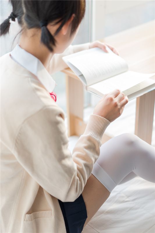 喵写真018—绝对领域白丝-幻想世界