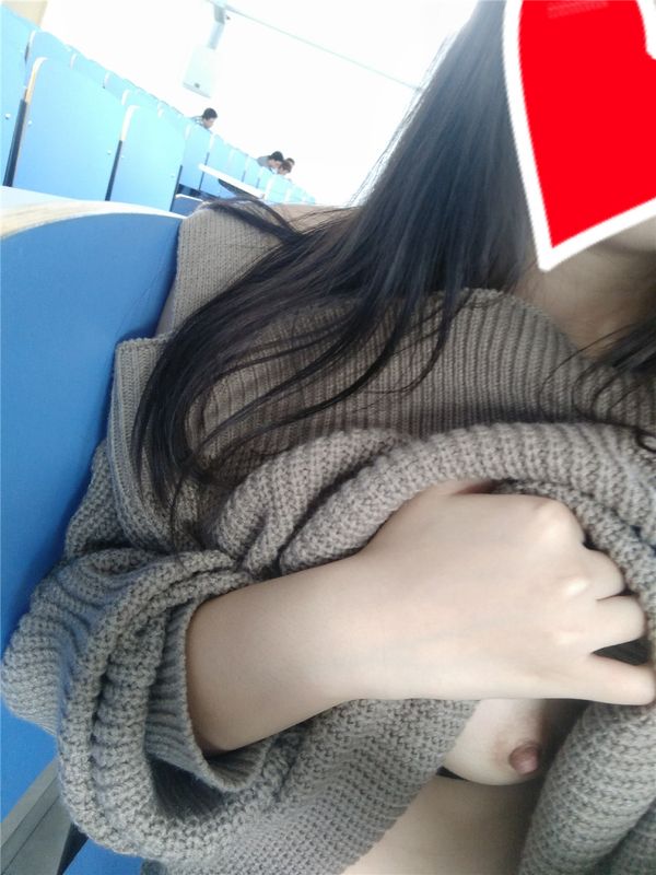 [安久奈白]露出-幻想世界