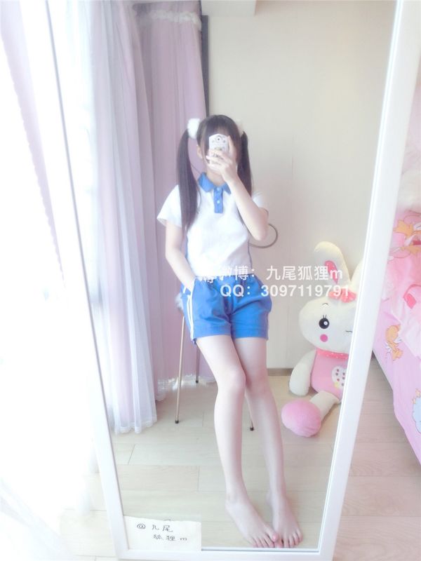 [九尾狐狸m]放学回家-幻想世界