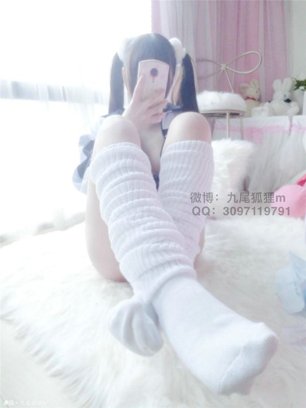 [九尾狐狸m]校服泡泡袜-幻想世界