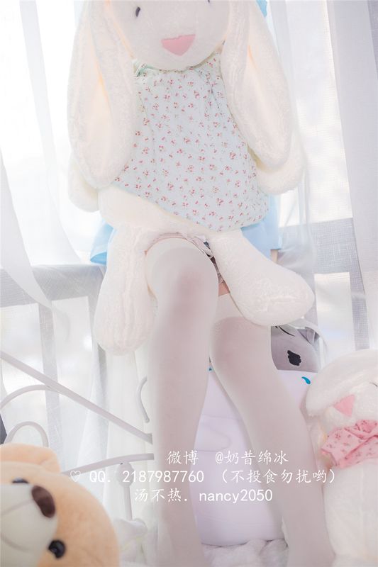 [傲娇黑兔]女仆衬衫双马尾-幻想世界