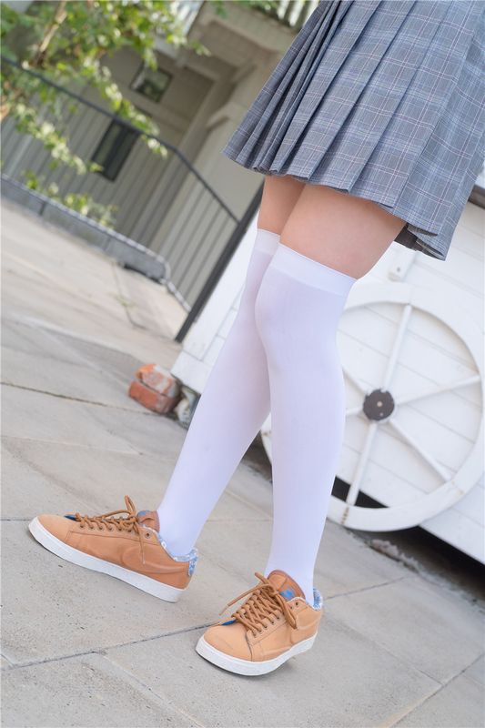 R15-032-幻想世界