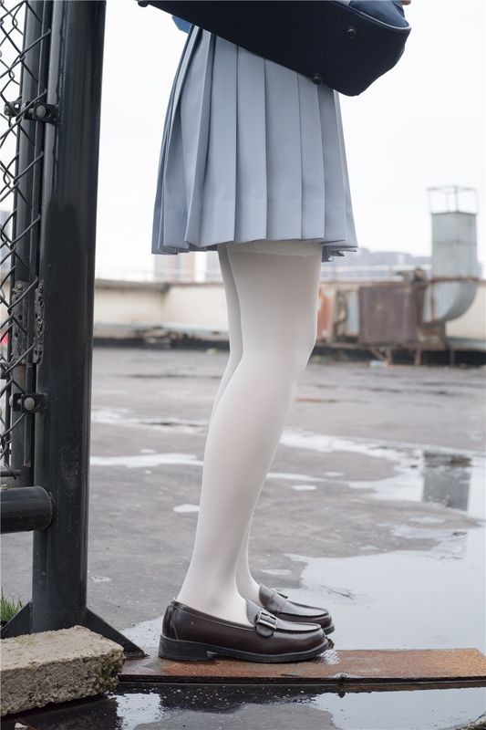 R15-036-幻想世界