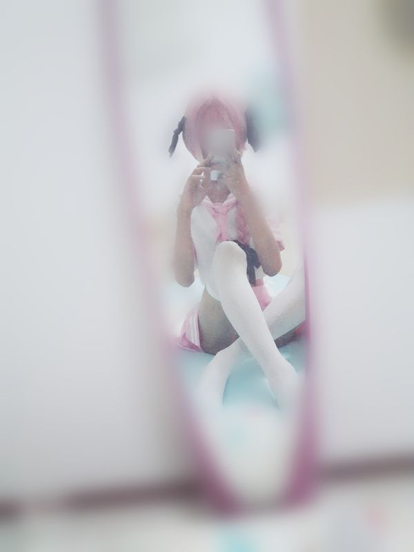 可爱伪娘的阿福cos+水手服自拍-幻想世界