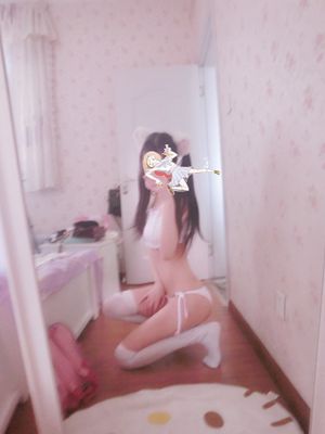 猫咪泳装 - 幻想世界-极品写真论坛-写真-幻想世界