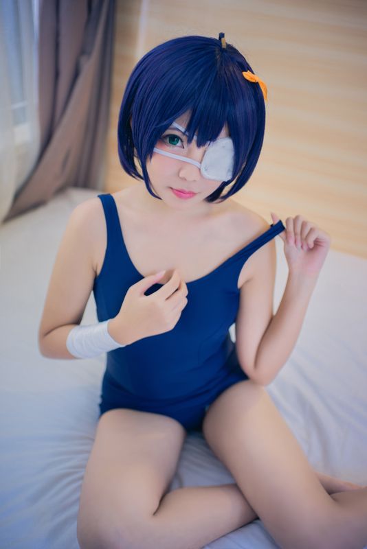 小鸟游六花死库水-幻想世界