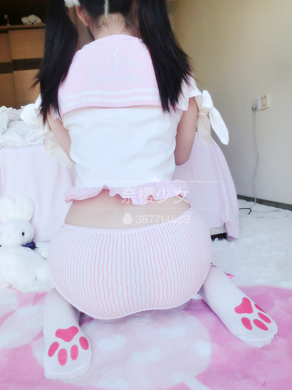 奈樱（粉色猫脚）-幻想世界