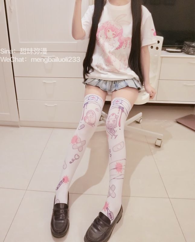 牛仔超短裙-幻想世界