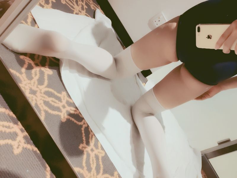 [液液酱]白丝死库水-幻想世界