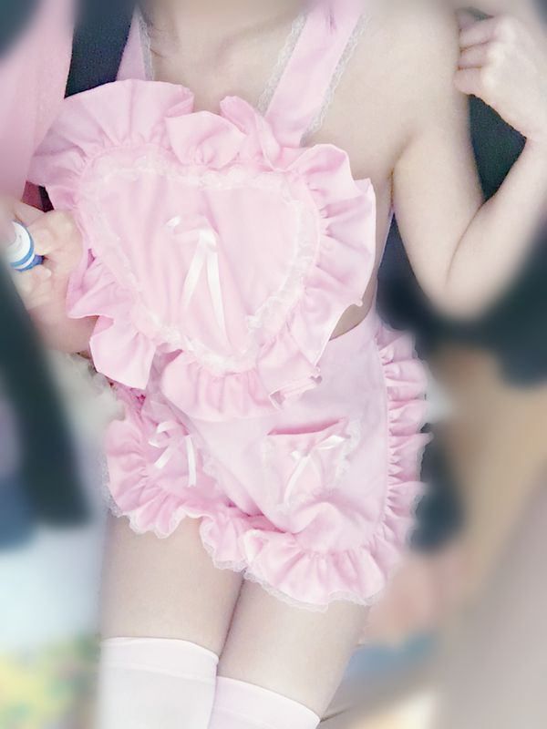 [液液酱]粉色围裙-幻想世界