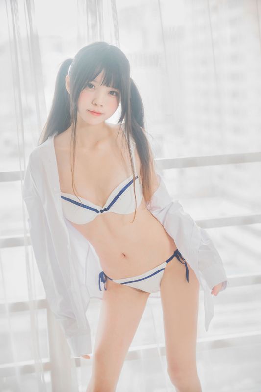 桜桃未熟（写真)-幻想世界