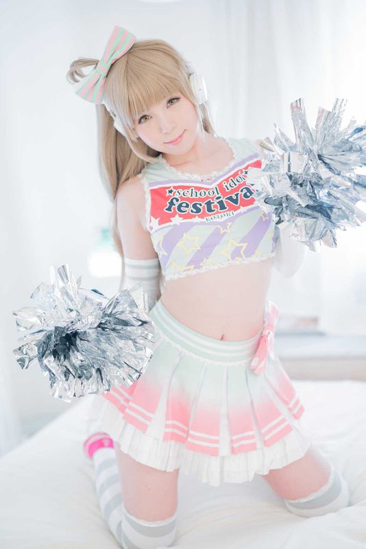 啦啦队南小鸟-幻想世界