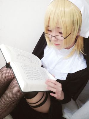 一小央泽 黑修女-幻想世界