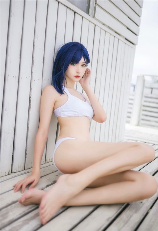 《DARLING in the FRANXX》— 莓〔泳装〕-幻想世界