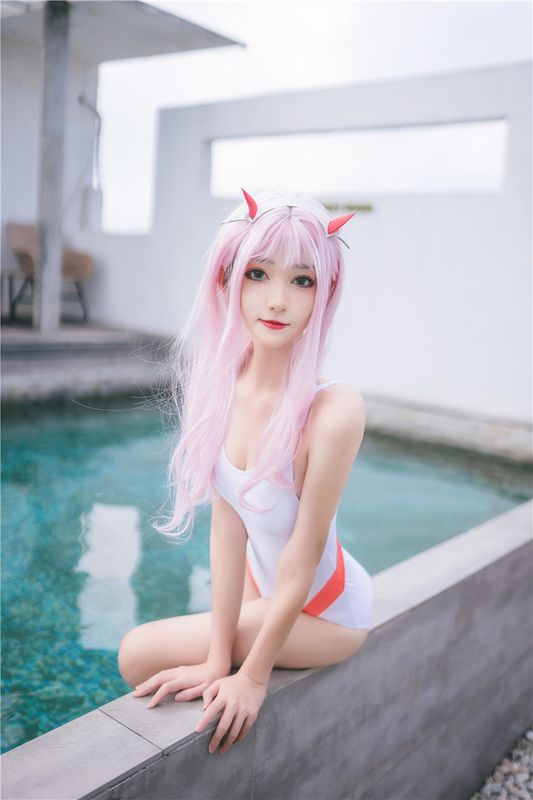 南桃Momoko-02泳衣-幻想世界