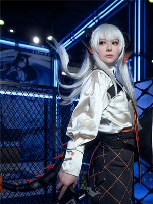 明日方舟#塞雷娅-幻想世界