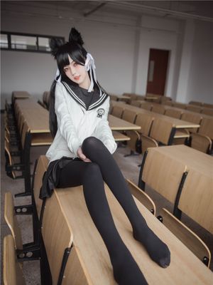 你的负卿-爱宕制服-幻想世界