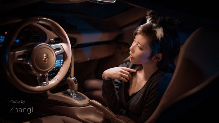 爱老师_PhD - 保时捷女郎-幻想世界