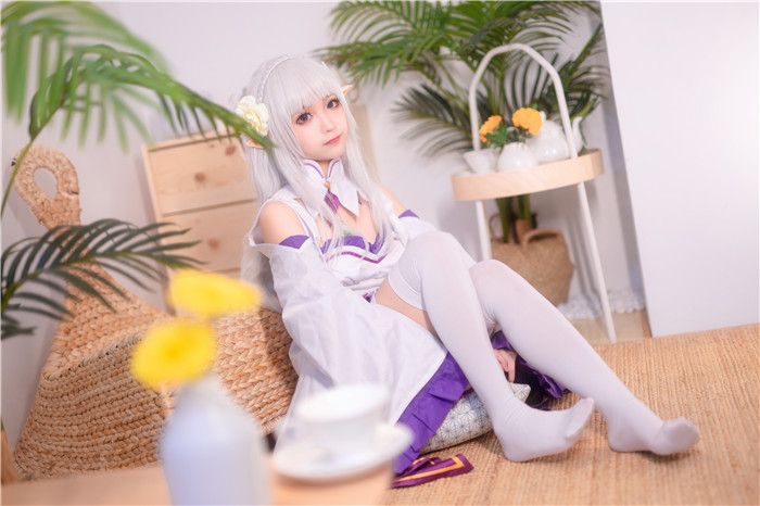 蠢沫沫 - 爱蜜莉雅-幻想世界