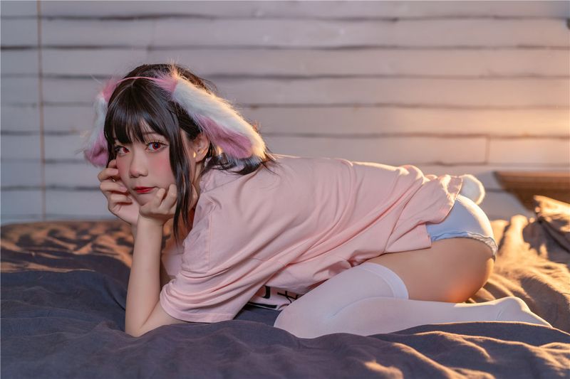 gkwmm VOL.1 Let’s sleep with a rabbit-幻想世界