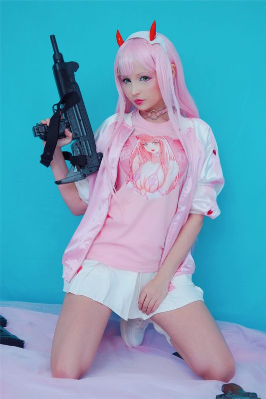 Casual Zero Two by Hidori Rose-幻想世界