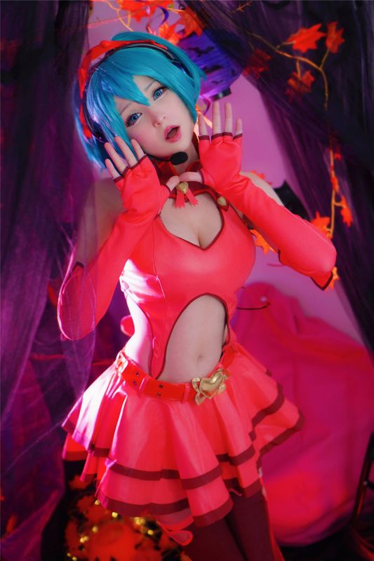 Miku Halloween Devil cosplay by Hidori Rose-幻想世界