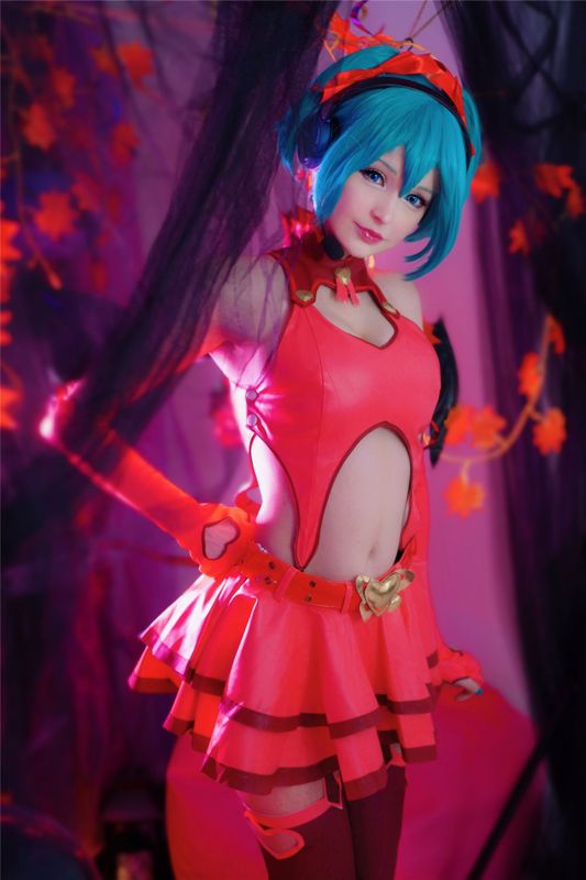 Miku Halloween Devil cosplay by Hidori Rose-幻想世界