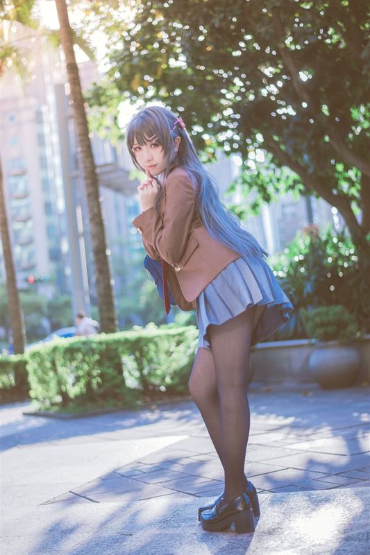 櫻島麻衣-幻想世界