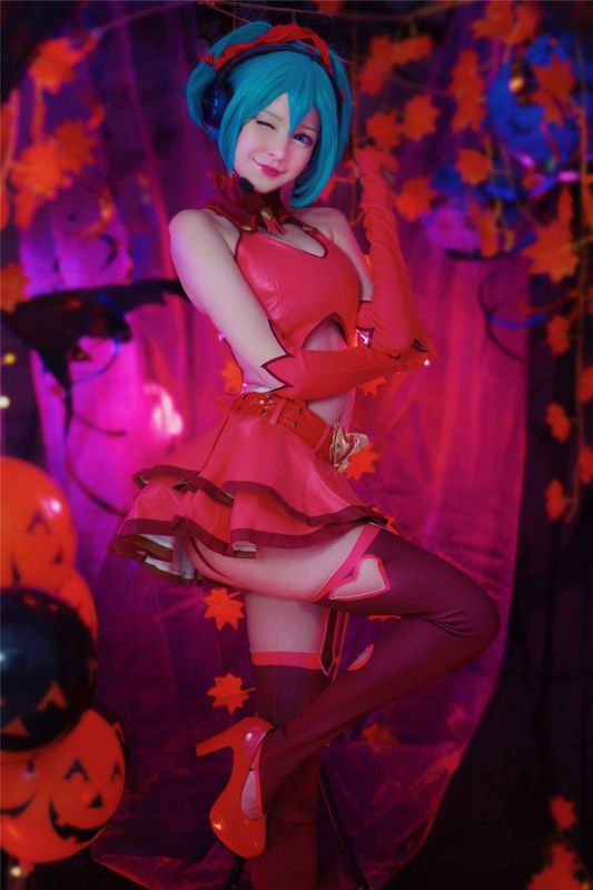 Miku Halloween Devil cosplay by Hidori Rose-幻想世界