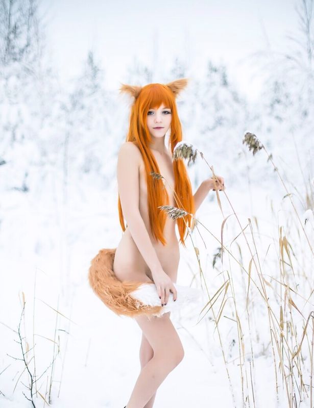 Tsuki Des - Holo贤狼赫萝-幻想世界