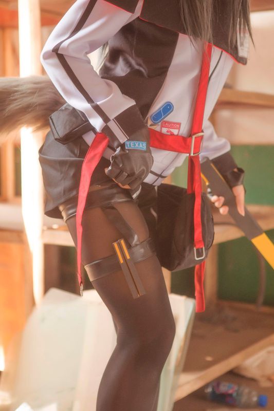 宫野莉萝-德克萨斯-幻想世界