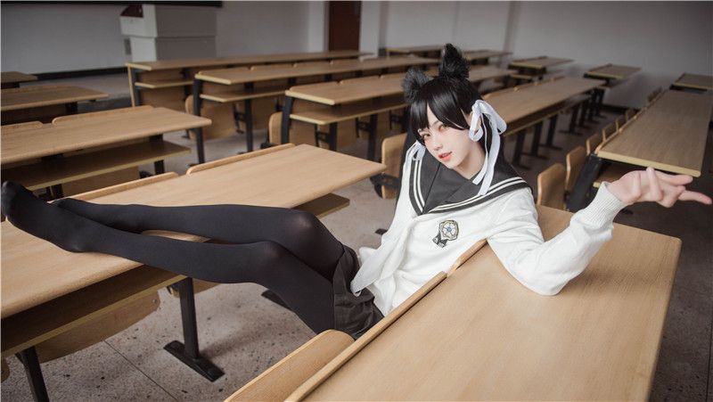 你的负卿-爱宕制服-幻想世界