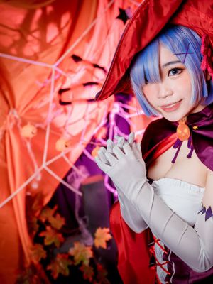 Rem Halloween (Re_Zero kara Hajimeru Isekai Seikatsu)-幻想世界