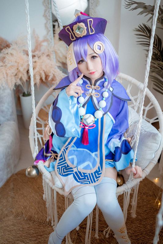 qiqi  七七-幻想世界