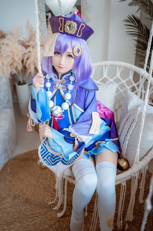 qiqi  七七-幻想世界