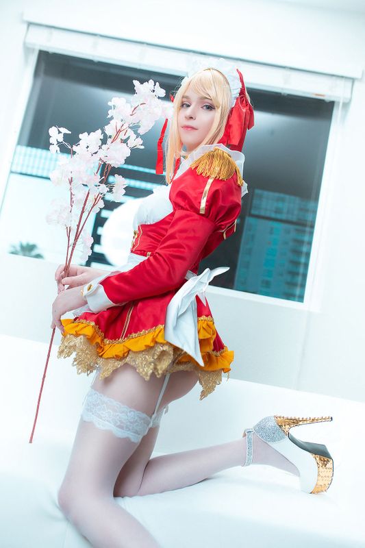 Nero Maid Set-幻想世界