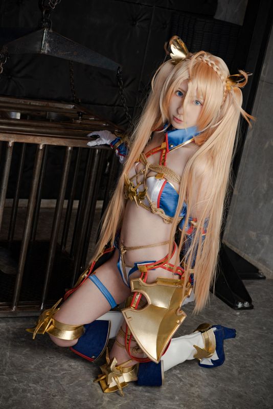 聖騎士は敗れません-幻想世界