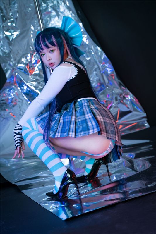 NinJA阿寨寨 吊帶襪天使-幻想世界