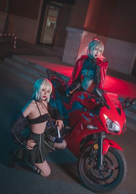 铁板烧鬼舞w - 黑贞黑呆双人-幻想世界