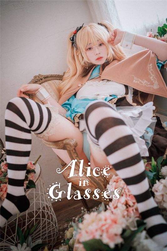 BamBi - Alice in Glasses-幻想世界