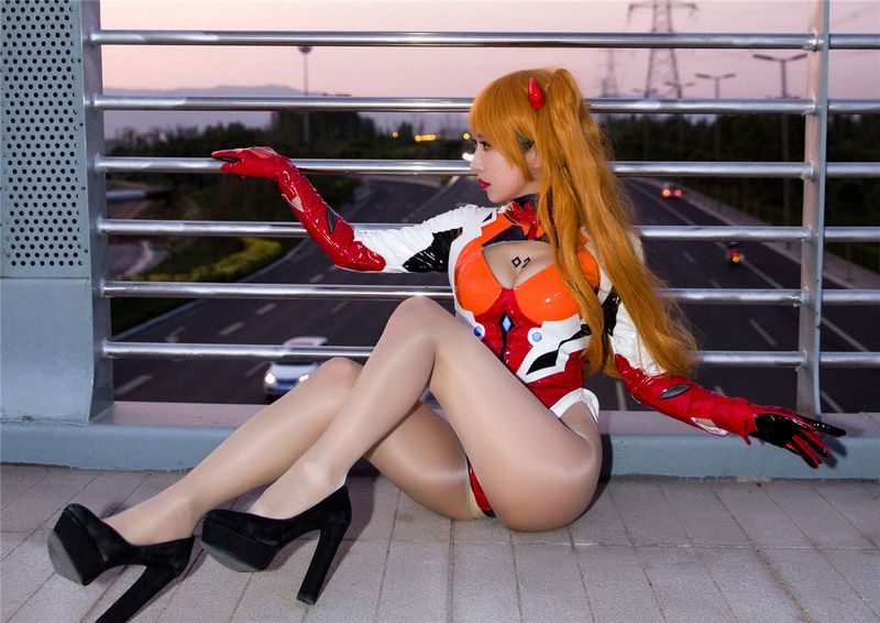 小女巫露娜 - Asuka Langley Soryu-幻想世界