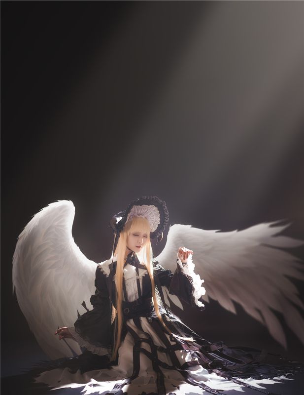 明日方舟 - 夜莺-幻想世界