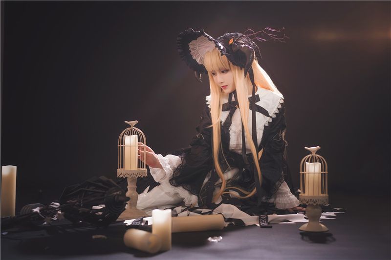 明日方舟 - 夜莺-幻想世界