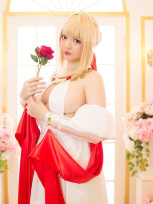 Ying Tze - Nero Claudius Dress - 幻想世界-极品写真论坛-写真-幻想世界