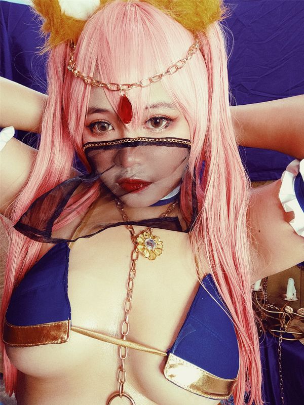 Yurihime - Tamamo Selfie-幻想世界